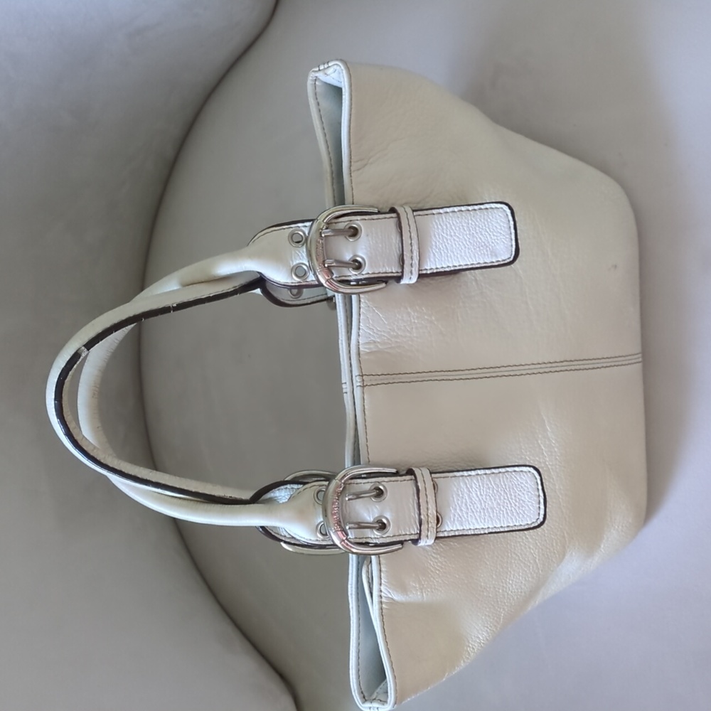 Tignanello creme bag gently used